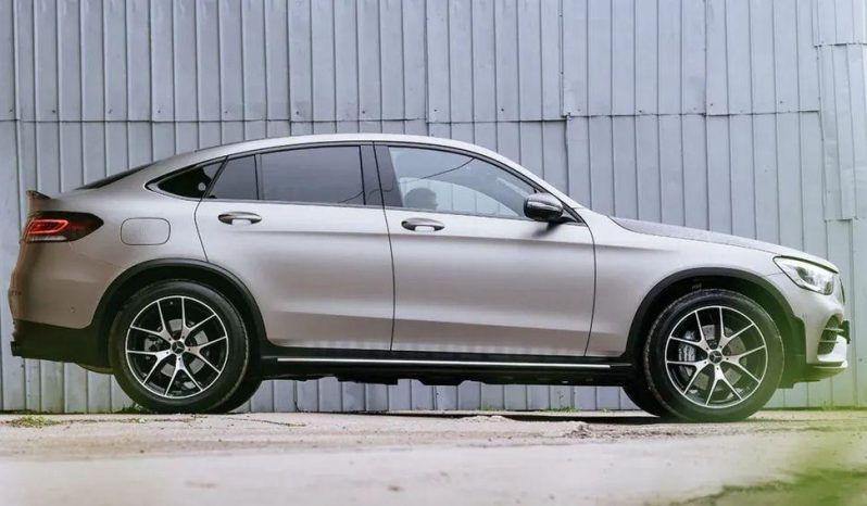 
								Mercedes-Benz GLC AMG 43 4MATIC full									