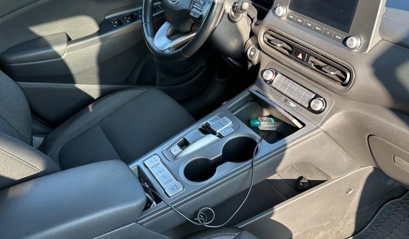 
								Hyundai KONA Electric 204HP Highway full									