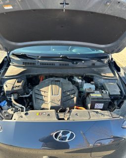 
										Hyundai KONA Electric 204HP Highway full									