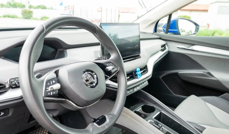 
								Skoda Enyaq iV Electric 80X full									