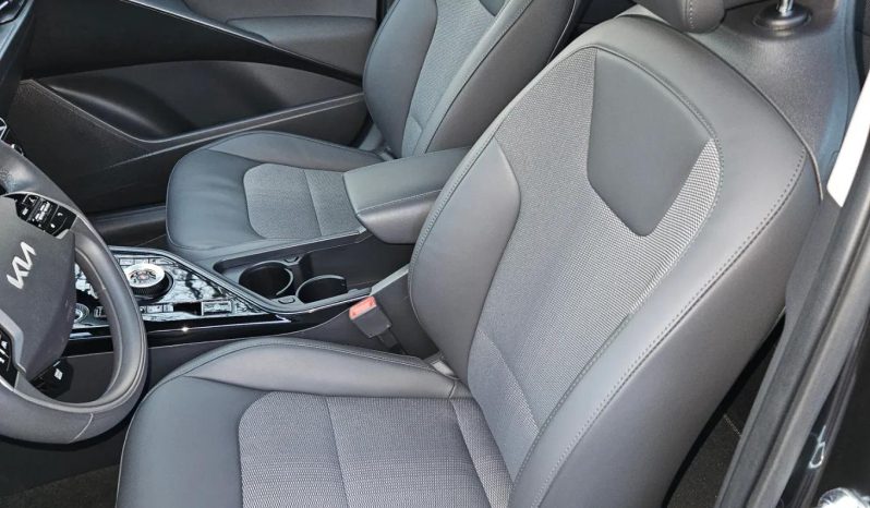 
								Kia Niro EV Premium full									
