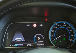 
										Nissan LEAF full									