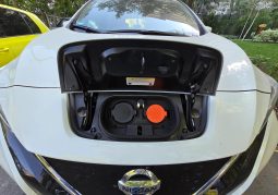 
										Nissan LEAF full									