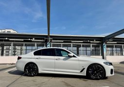 
										BMW 5 Series 530d xDrive AT MHEV full									