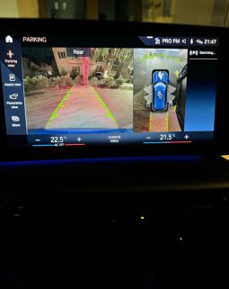 
										BMW X1 sDrive18i AT full									