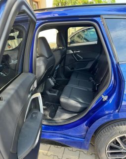 
										BMW X1 sDrive18i AT full									