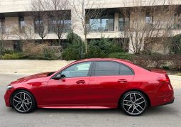 
										Mercedes-Benz C 300 d 9G-TRONIC AMG Line full									
