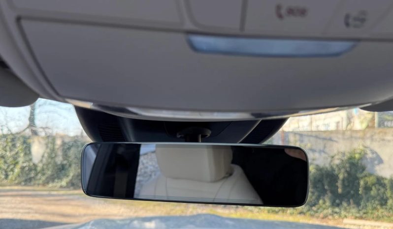 
								Mercedes-Benz E full									