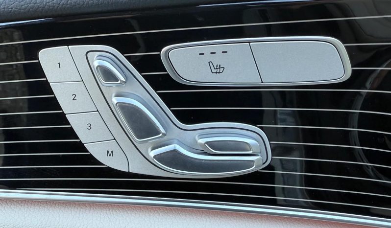 
								Mercedes-Benz E full									