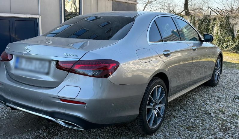 
								Mercedes-Benz E full									