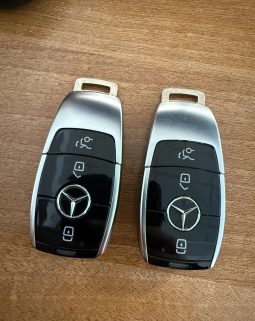 
										Mercedes-Benz E full									