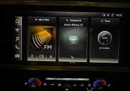 
										Audi Q3 full									