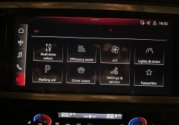 
										Audi Q3 full									