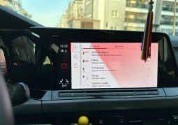
										Volkswagen Golf Variant 1.5 eTSI MHEV 150HP DSG Style full									