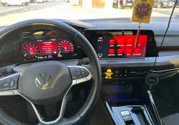 
										Volkswagen Golf Variant 1.5 eTSI MHEV 150HP DSG Style full									
