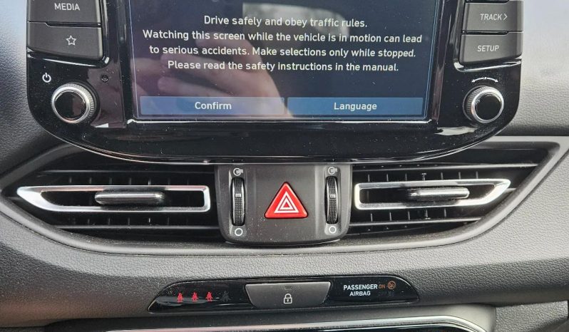 
								Hyundai i30 1.5 T-GDI 160HP MHEV 5DR MT Highway full									