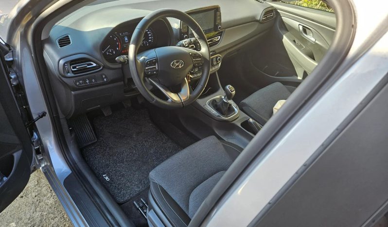
								Hyundai i30 1.5 T-GDI 160HP MHEV 5DR MT Highway full									