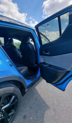 
										Toyota C-HR Hybrid Style full									