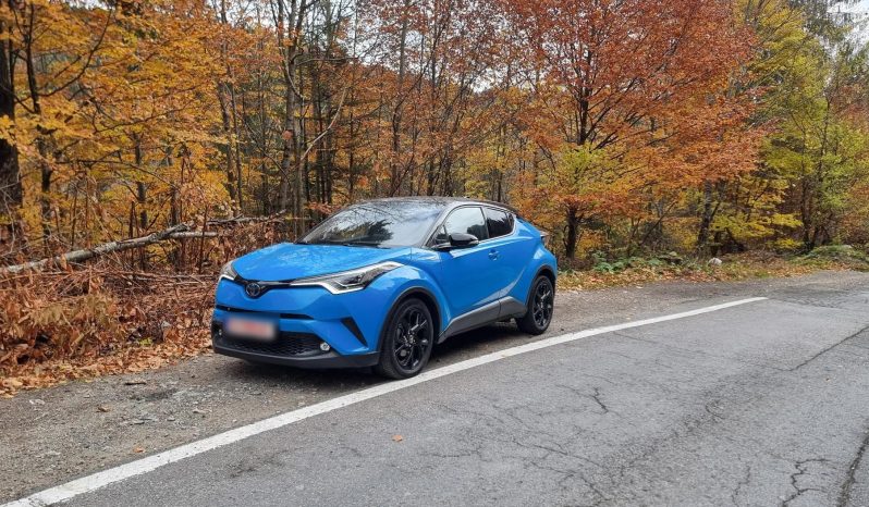 
								Toyota C-HR Hybrid Style full									