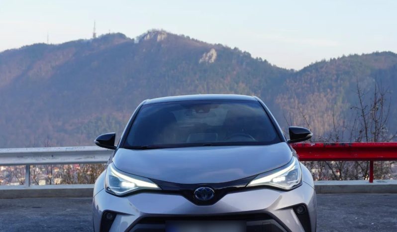 
								Toyota C-HR 2.0 HSD 184 HP 4×2 CVT C-lassy bi-tone full									