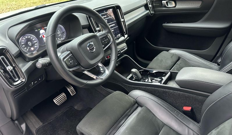 
								Volvo XC 40 Recharge T5 Twin Engine AT7 Inscription full									