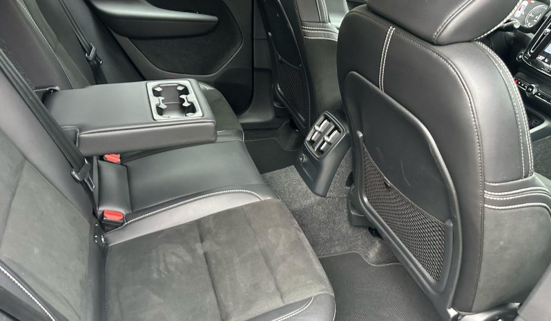 
								Volvo XC 40 Recharge T5 Twin Engine AT7 Inscription full									