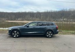 
										Volvo V60 B4 MHEV AT AWD Plus Bright full									