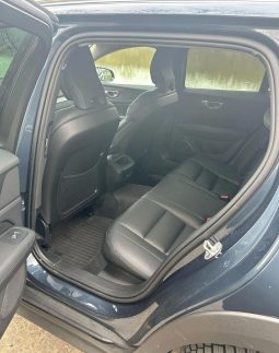 
										Volvo V60 B4 MHEV AT AWD Plus Bright full									