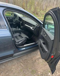 
										Volvo V60 B4 MHEV AT AWD Plus Bright full									