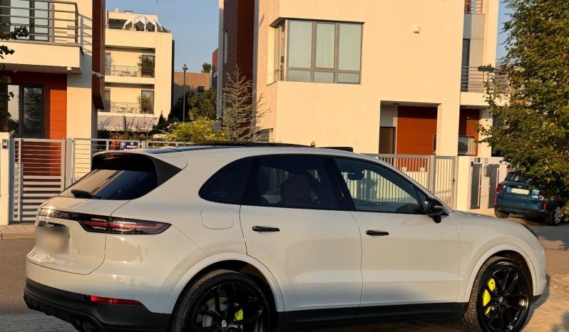 
								Porsche Cayenne E-Hybrid Tiptronic S White full									