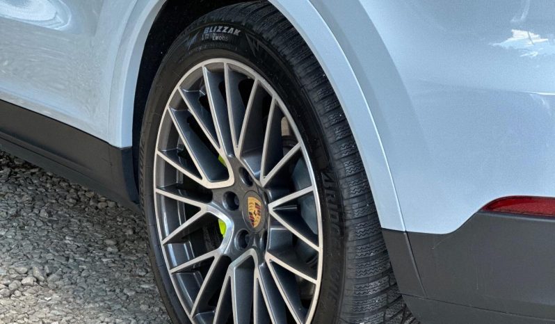 
								Porsche Cayenne E-Hybrid Tiptronic S White full									