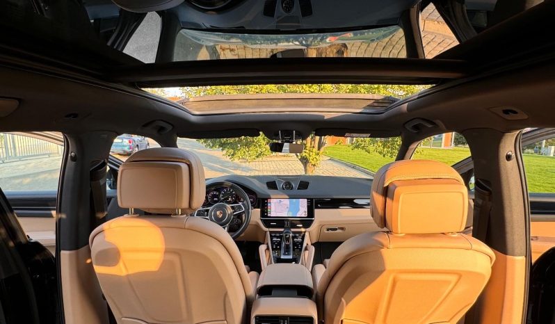 
								Porsche Cayenne E-Hybrid Tiptronic S White full									