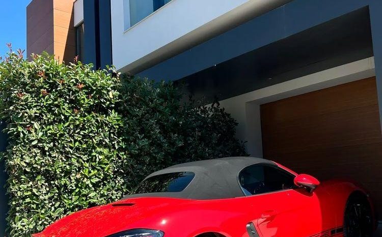 
								Porsche Boxster 718 PDK full									