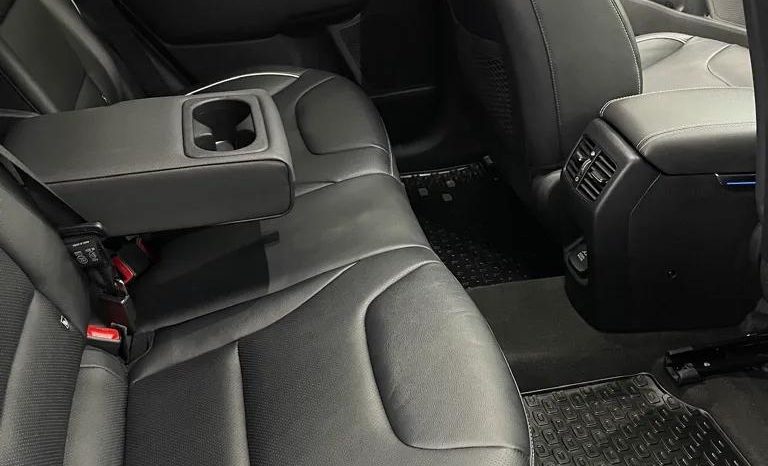 
								Kia Niro e-Niro 150 kW Future full									