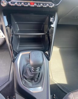 
										Peugeot 2008 1.2 PureTech BVM6 STT Active Pack full									