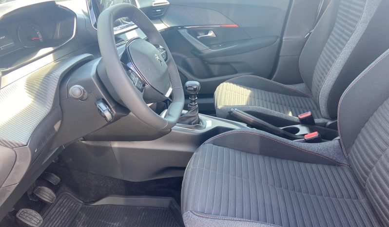 
								Peugeot 2008 1.2 PureTech BVM6 STT Active Pack full									