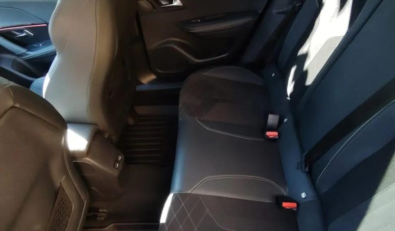 
								Peugeot 2008 1.5 BlueHDI EAT8 STT GT full									
