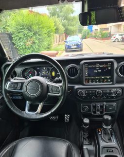 
										Jeep Wrangler 2.0 4xe AT8 PHEV Sahara full									